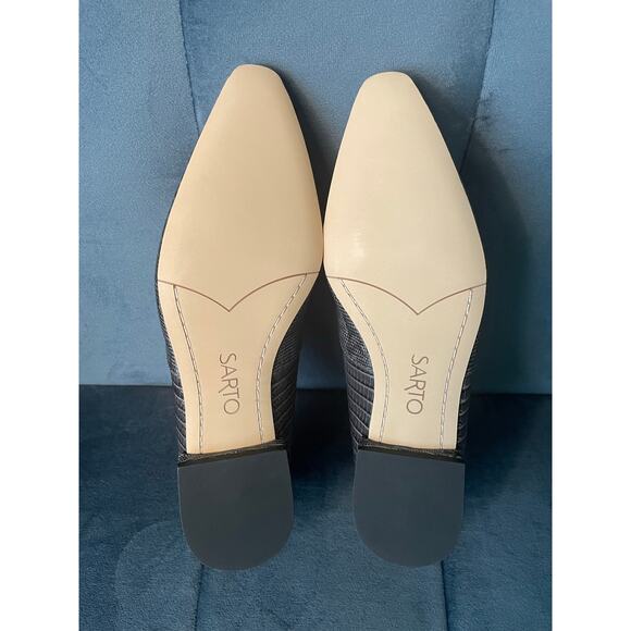 New Sarto by Franco Sarto Grey Embossed Leather Loafers U.S. Women's Size 6.5 - Picture 6 of 7